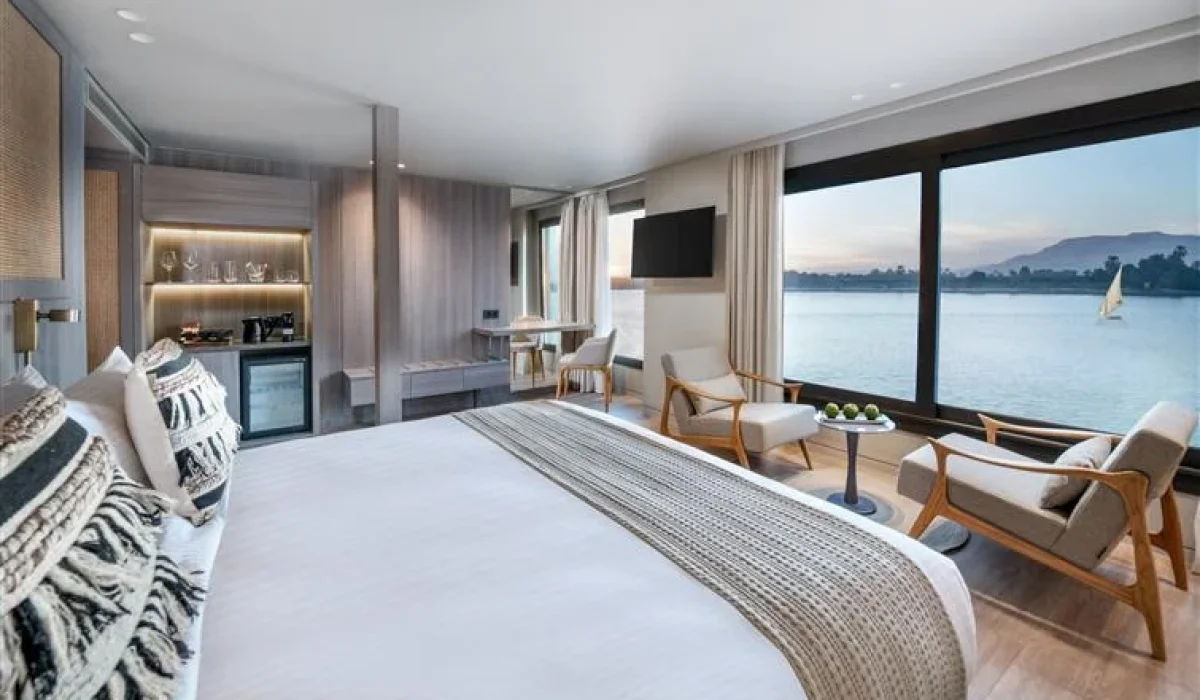 Historia-Nile-Cruise-Cabin-Small (1)