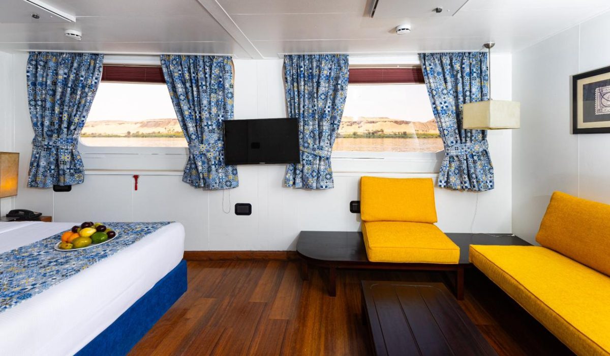 WhatsApp Image 2025-10-20 at 10.36.47 PM (1)